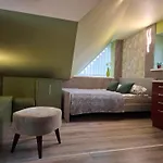Virbaliskes Takas - Sveciu Namai